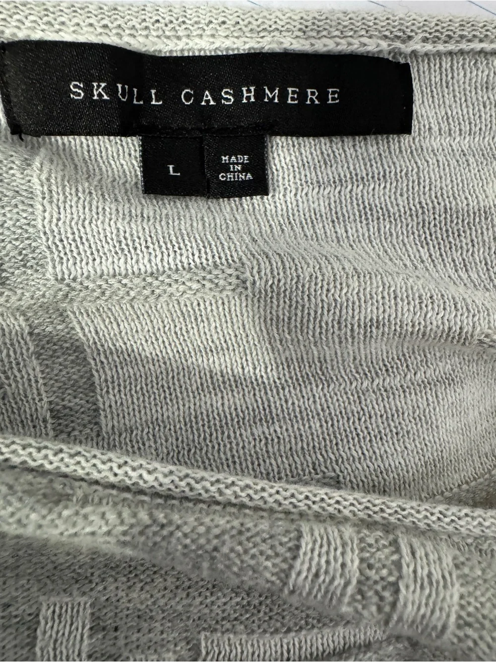 Skull Cashmere Gray & White Bold Skull Motif Print Cotton Pullover Sweater L - Picture 4 of 5